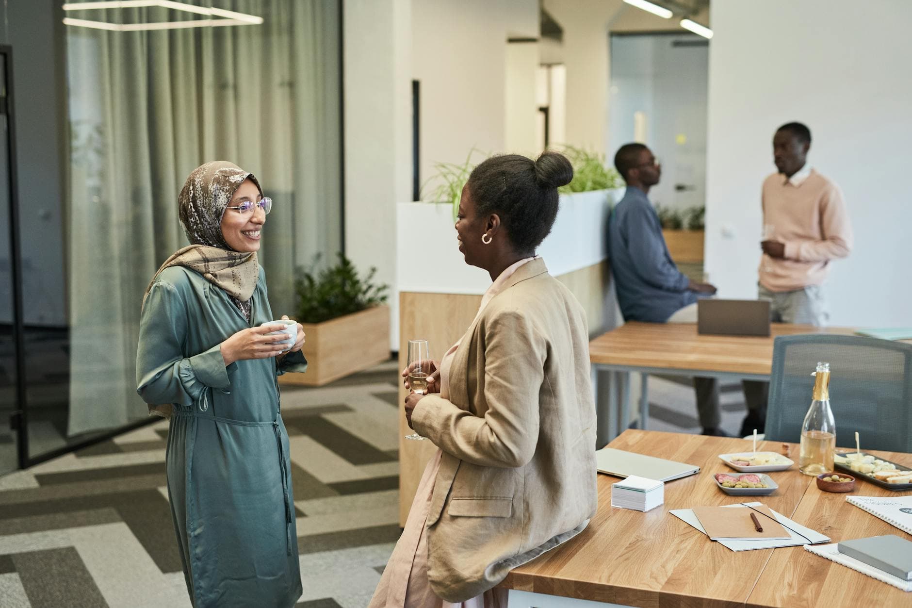 How to Share Corporate Event Photos (So People Actually See Them)